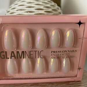 Glamnetic Press on nails brand new